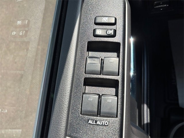 Used 2022 Toyota 4Runner SR5 Premium image 17