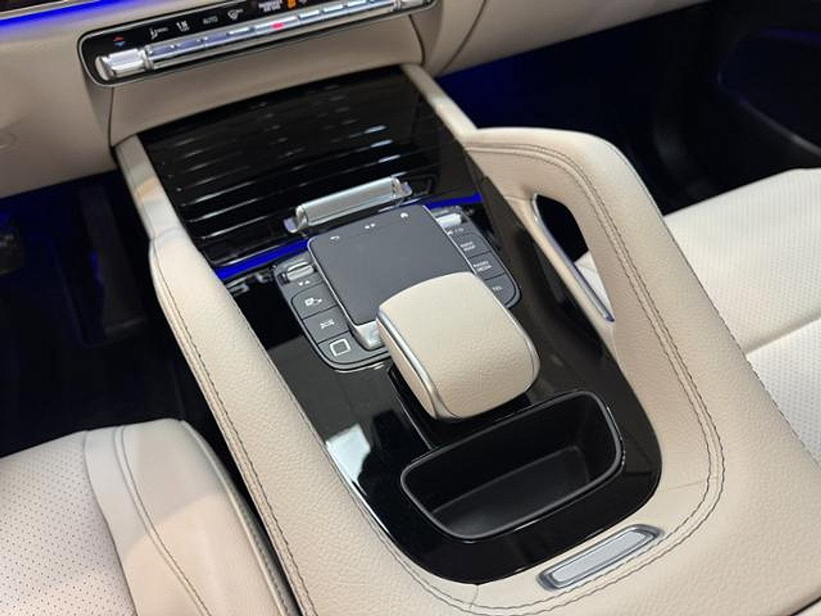 Certified 2025 Mercedes-Benz GLE 350 4MATIC image 24