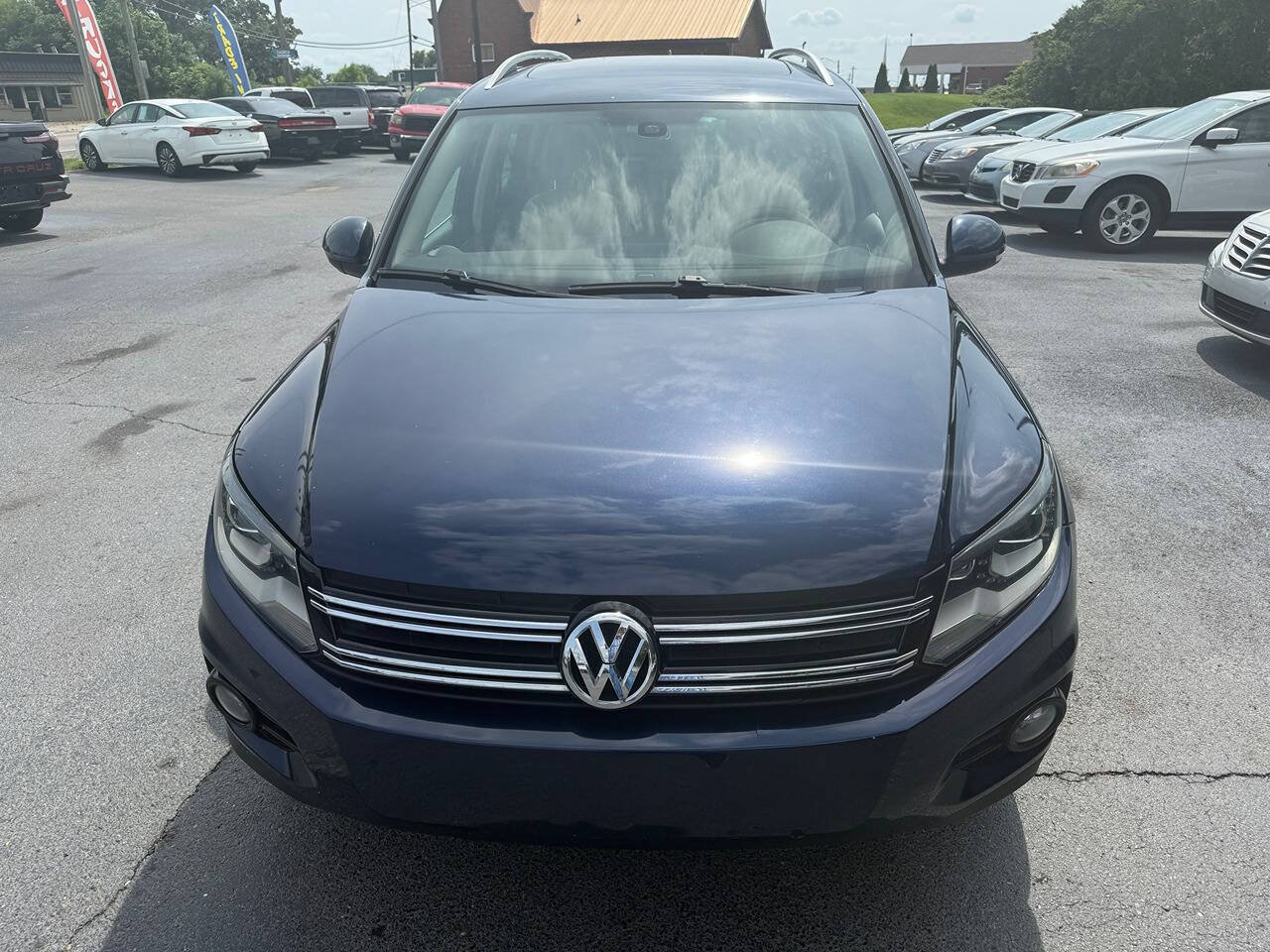 Used 2013 Volkswagen Tiguan S FWD image 9