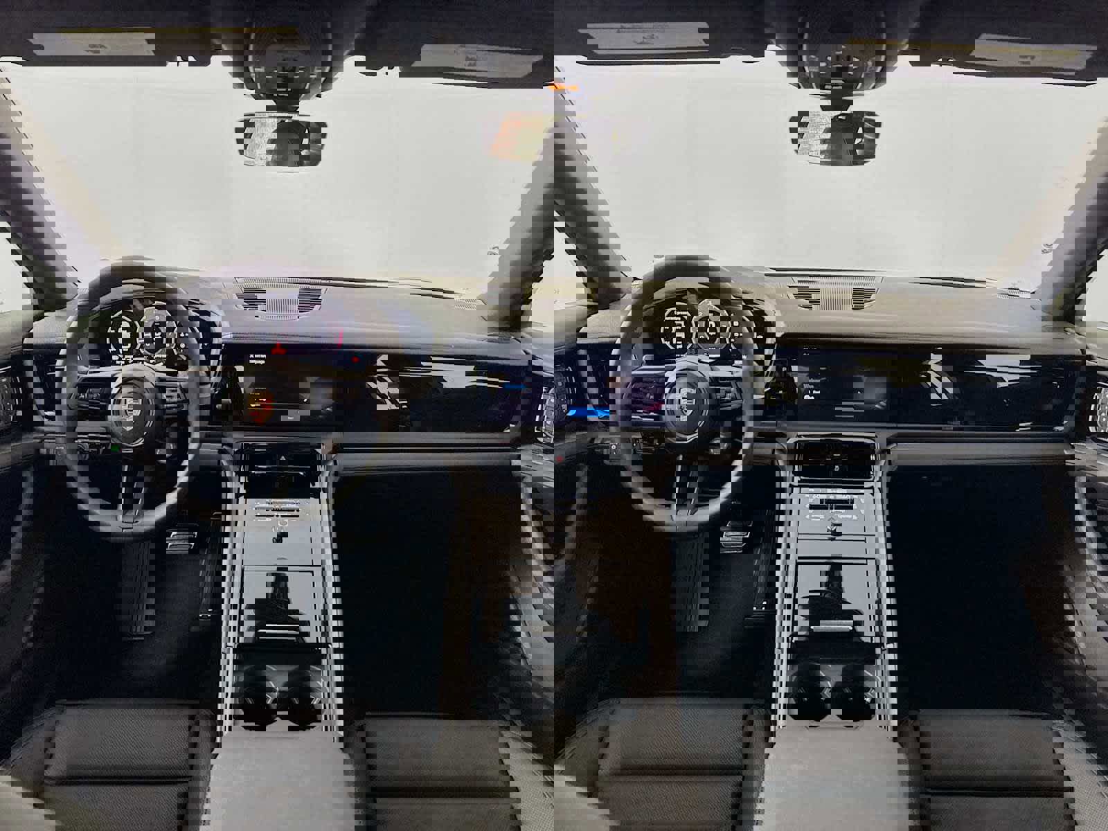 New 2025 Porsche Panamera 4 image 27