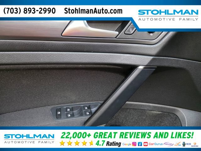 Used 2018 Volkswagen Golf S image 12