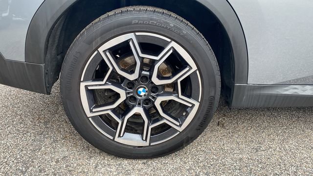 Used 2025 BMW X2 xDrive28i image 11