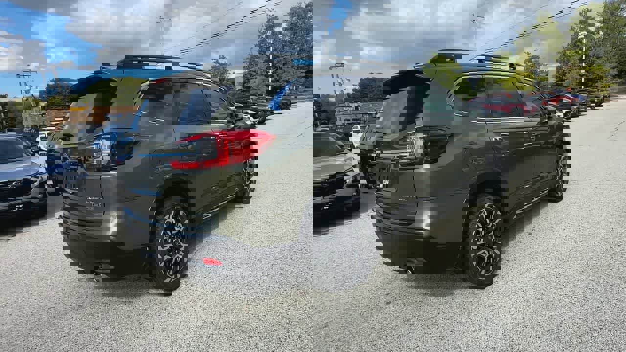 New 2025 Subaru Ascent Touring image 8