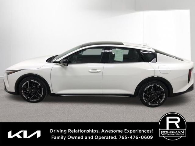 Used 2025 Kia K4 GT-Line w/ GT-Line Premium Package FWD image 3