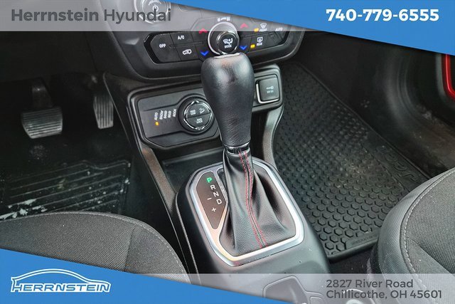 Used 2023 Jeep Renegade Trailhawk image 11