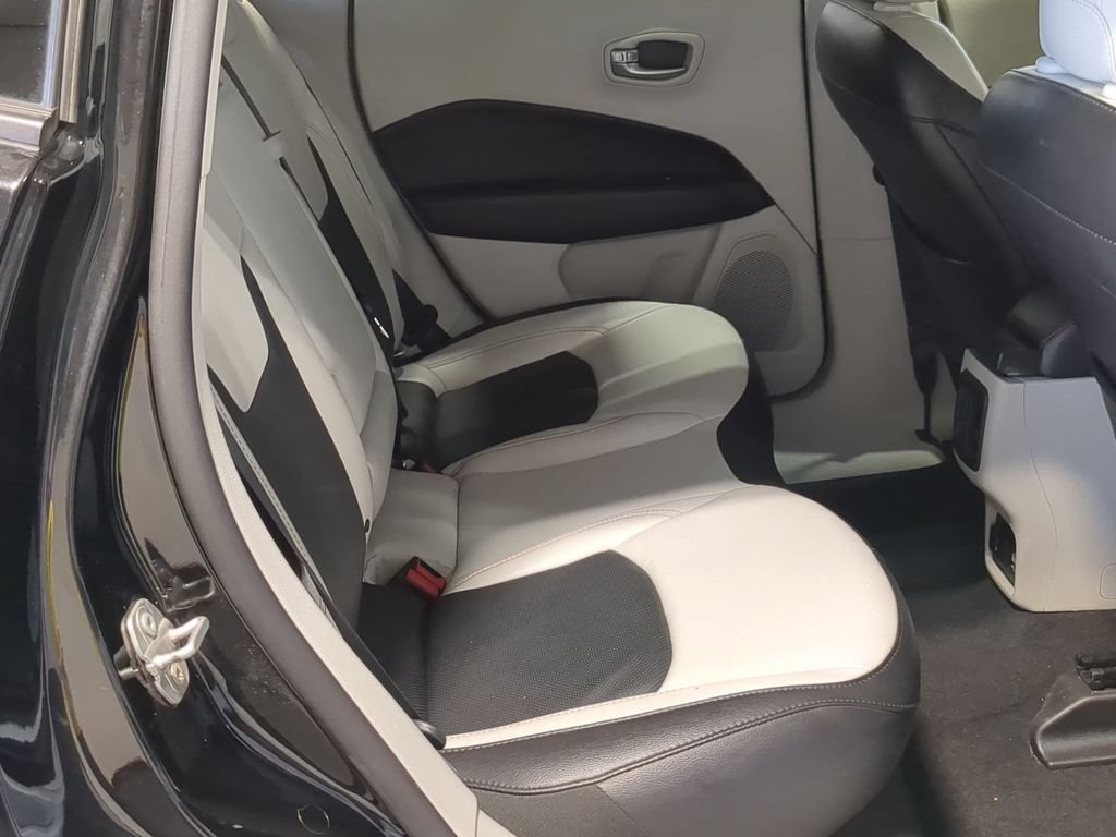 Used 2020 Jeep Compass Limited AWD/4WD image 24