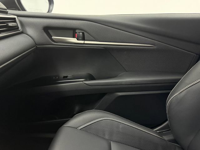 Used 2025 Toyota Camry SE w/ Multimedia Upgrade Package FWD image 23
