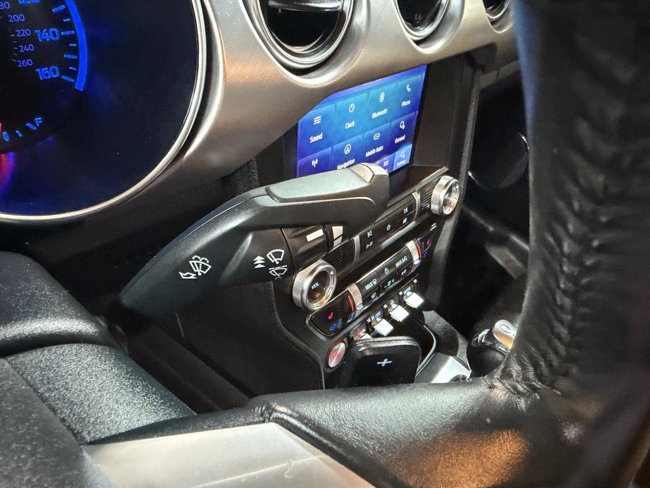 Used 2019 Ford Mustang GT Premium RWD image 29