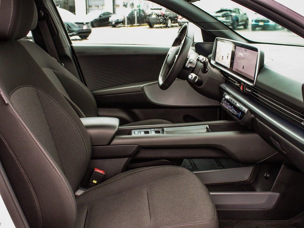 Used 2023 Hyundai Ioniq 6 SE image 40