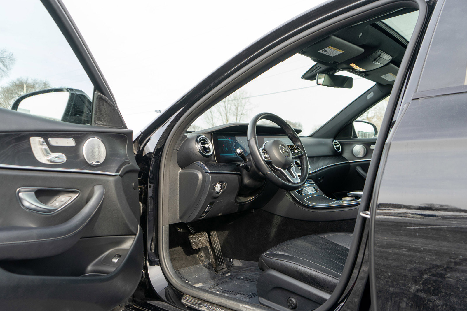 Used 2019 Mercedes-Benz E 300 4MATIC image 15