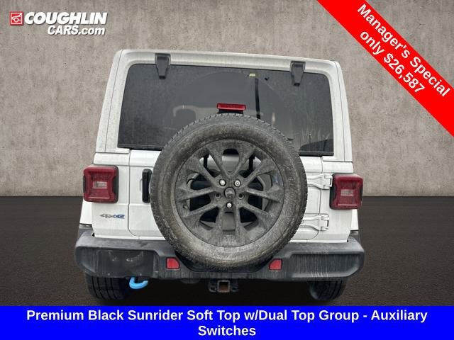 Used 2022 Jeep Wrangler Unlimited Sahara w/ Dual Top Group image 8