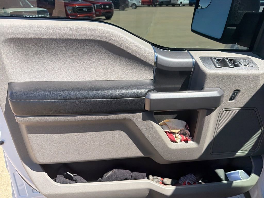 Used 2017 Ford F150 XLT w/ Equipment Group 302A Luxury image 15