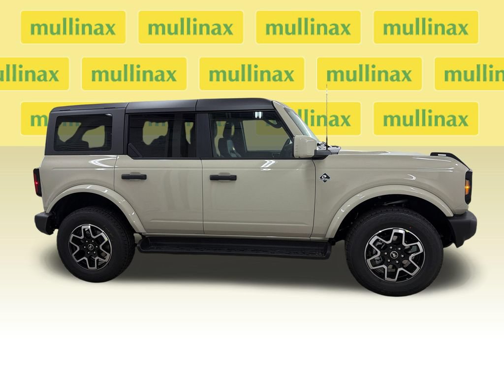 New 2026 Ford Bronco Outer Banks AWD/4WD image 2