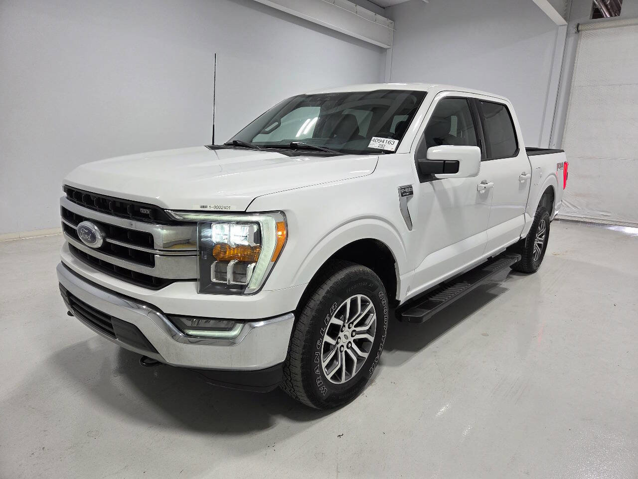 Used 2021 Ford F150 Lariat w/ FX4 Off-Road Package AWD/4WD image 1