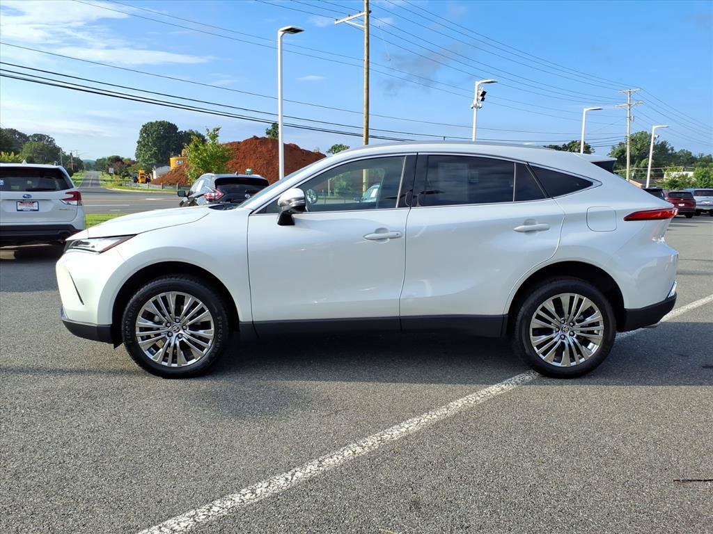 Used 2023 Toyota Venza Limited AWD/4WD image 13