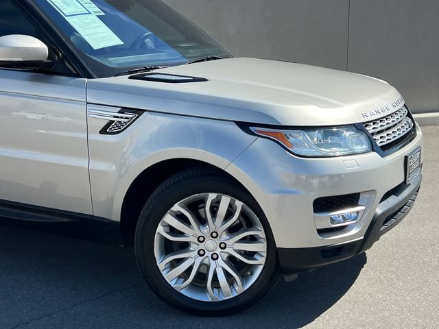 Used 2016 Land Rover Range Rover Sport HSE AWD/4WD image 2