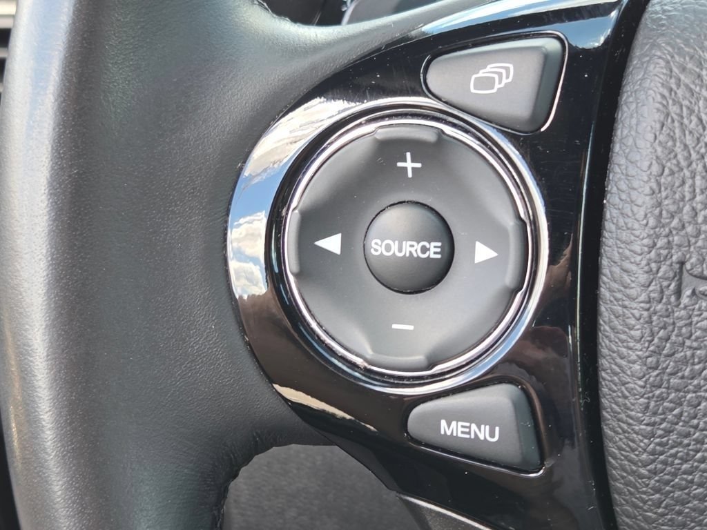 Used 2016 Honda Accord Touring image 19