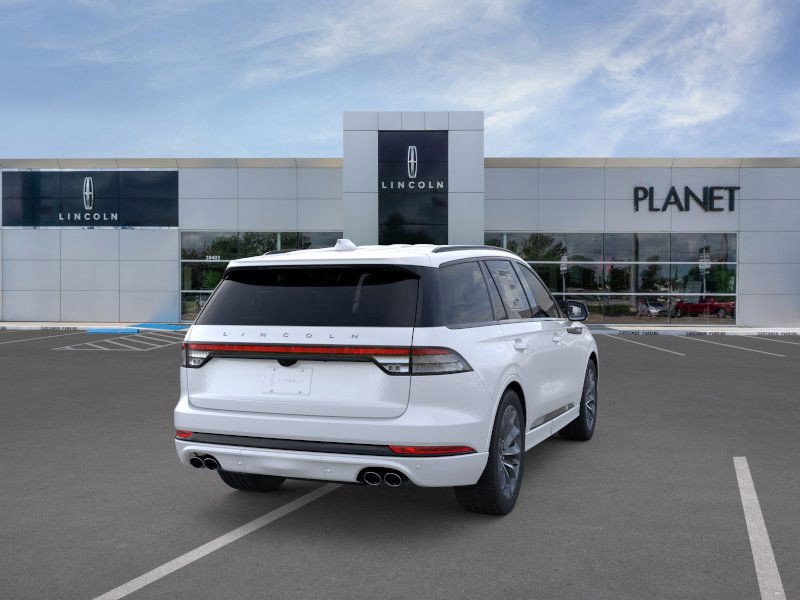 New 2026 Lincoln Aviator 2WD w/ Jet Appearance Package image 8