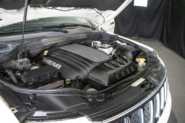 Used 2012 Jeep Grand Cherokee Overland AWD/4WD image 30