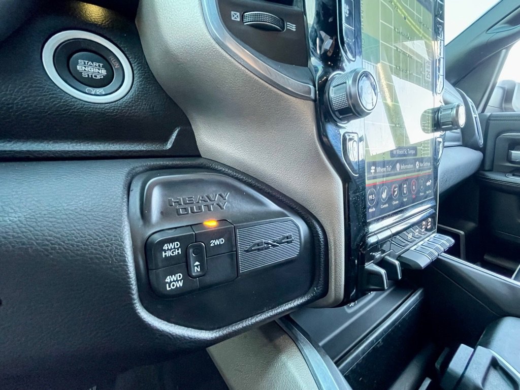 Used 2020 RAM 3500 Laramie AWD/4WD image 18
