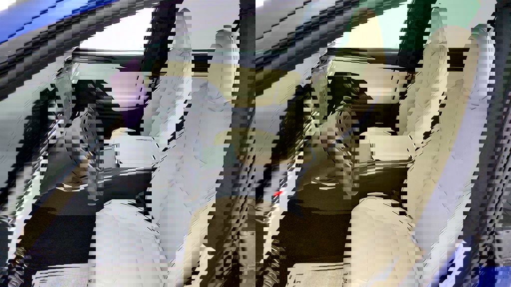 Used 2022 Tesla Model X Plaid image 26