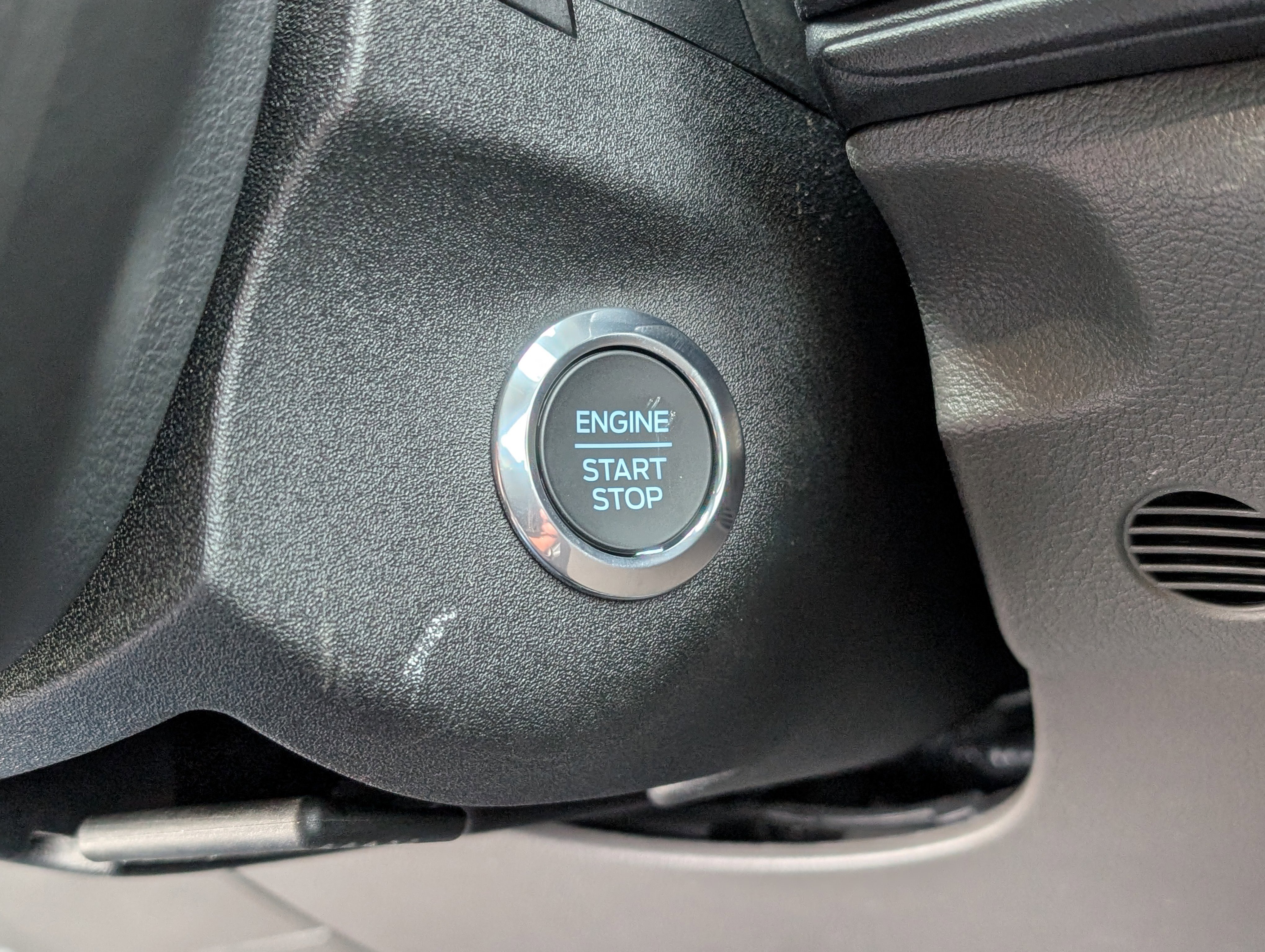 New 2026 Ford Transit 250 Low Roof w/ Load Area Protection Package RWD image 18