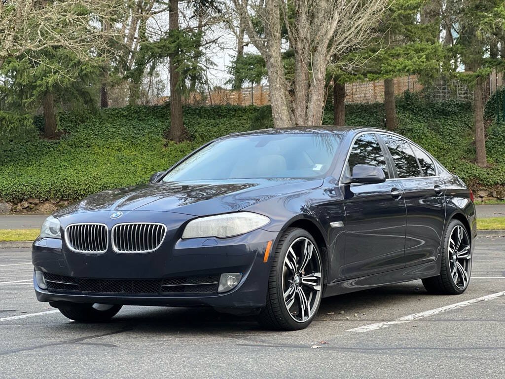 Used 2013 BMW 535i Sedan w/ Technology Pkg RWD image 1