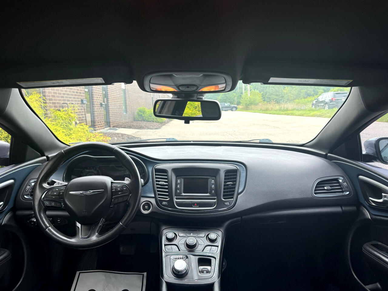 Used 2015 Chrysler 200 S image 7