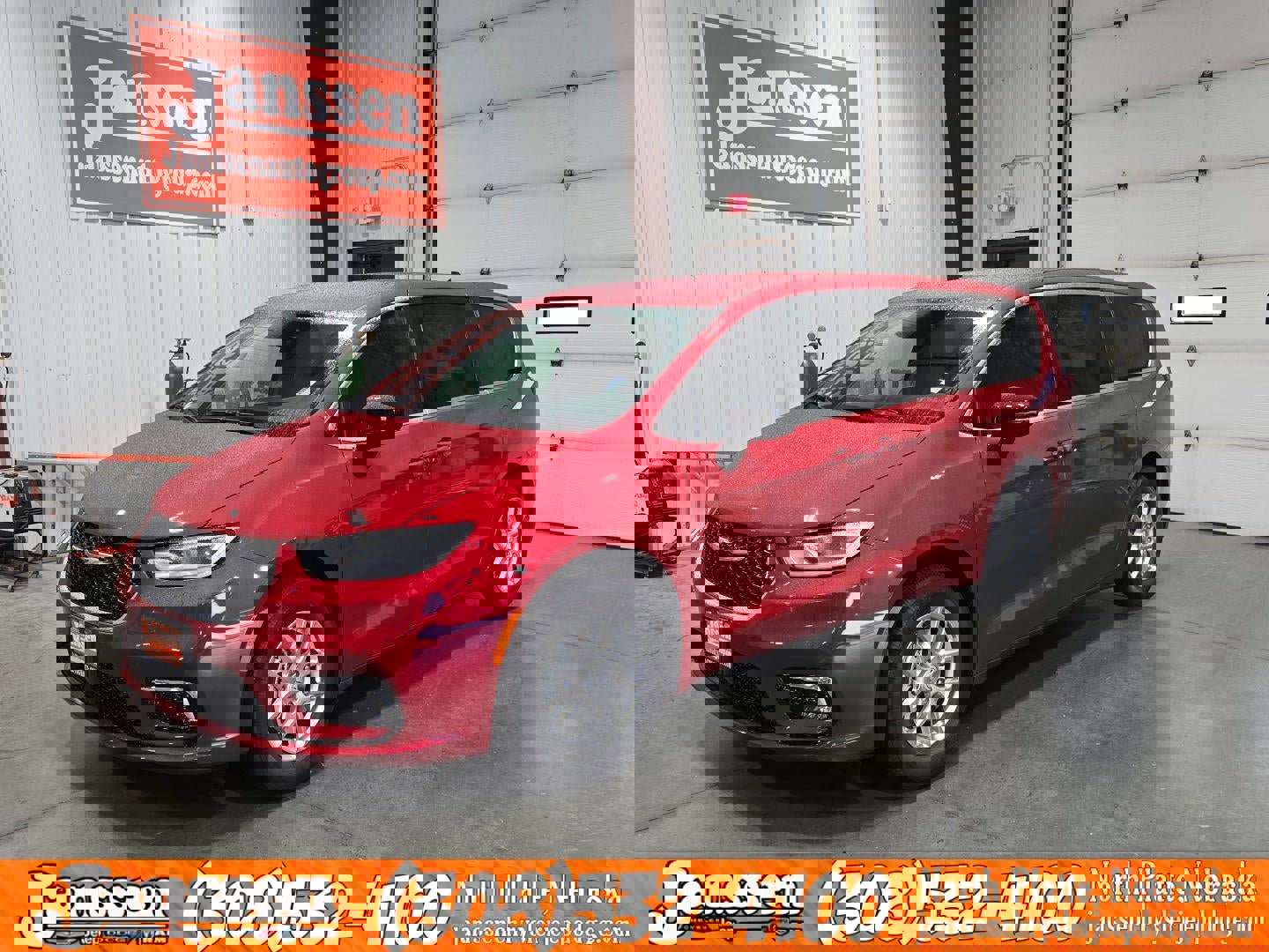 New 2026 Chrysler Pacifica Select