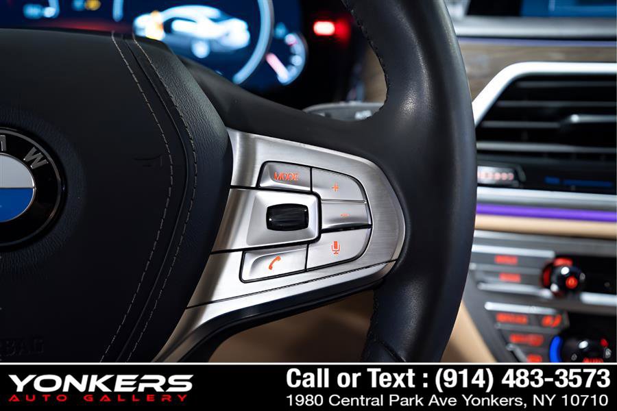 Used 2019 BMW 750i xDrive w/ Executive Package image 24
