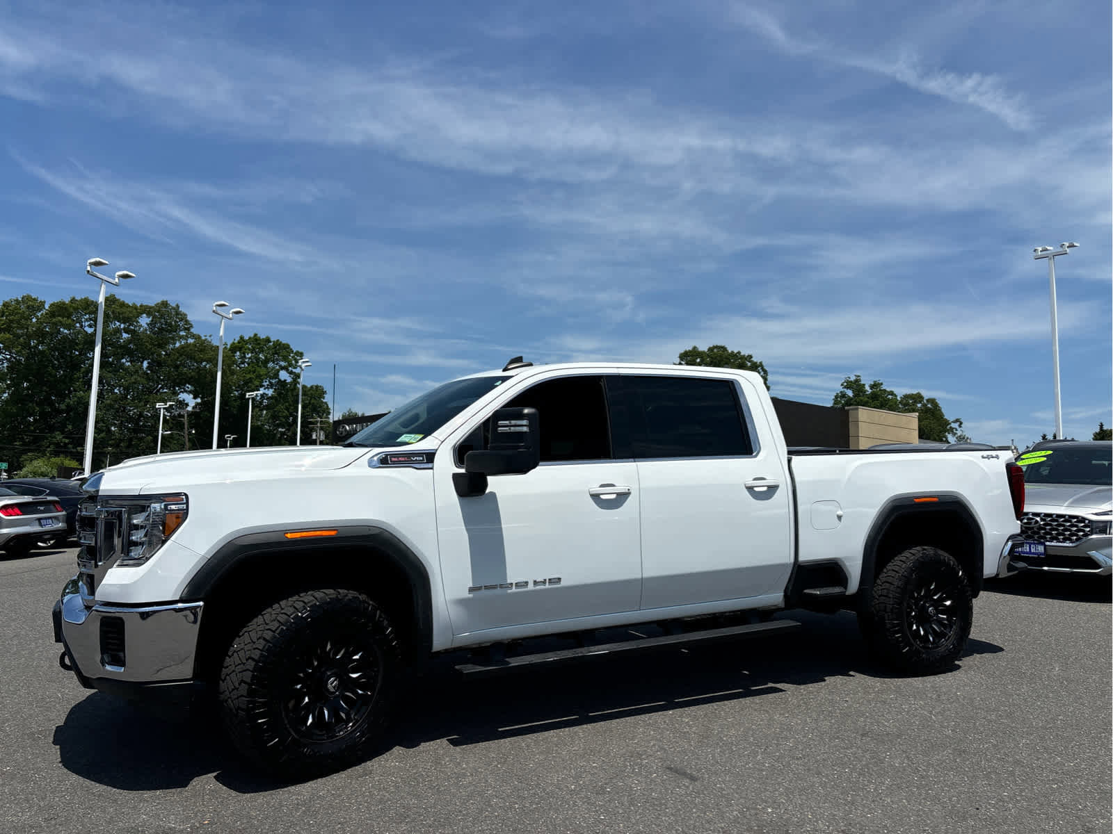 Used 2022 GMC Sierra 2500 SLE w/ Remote Start Package AWD/4WD image 7