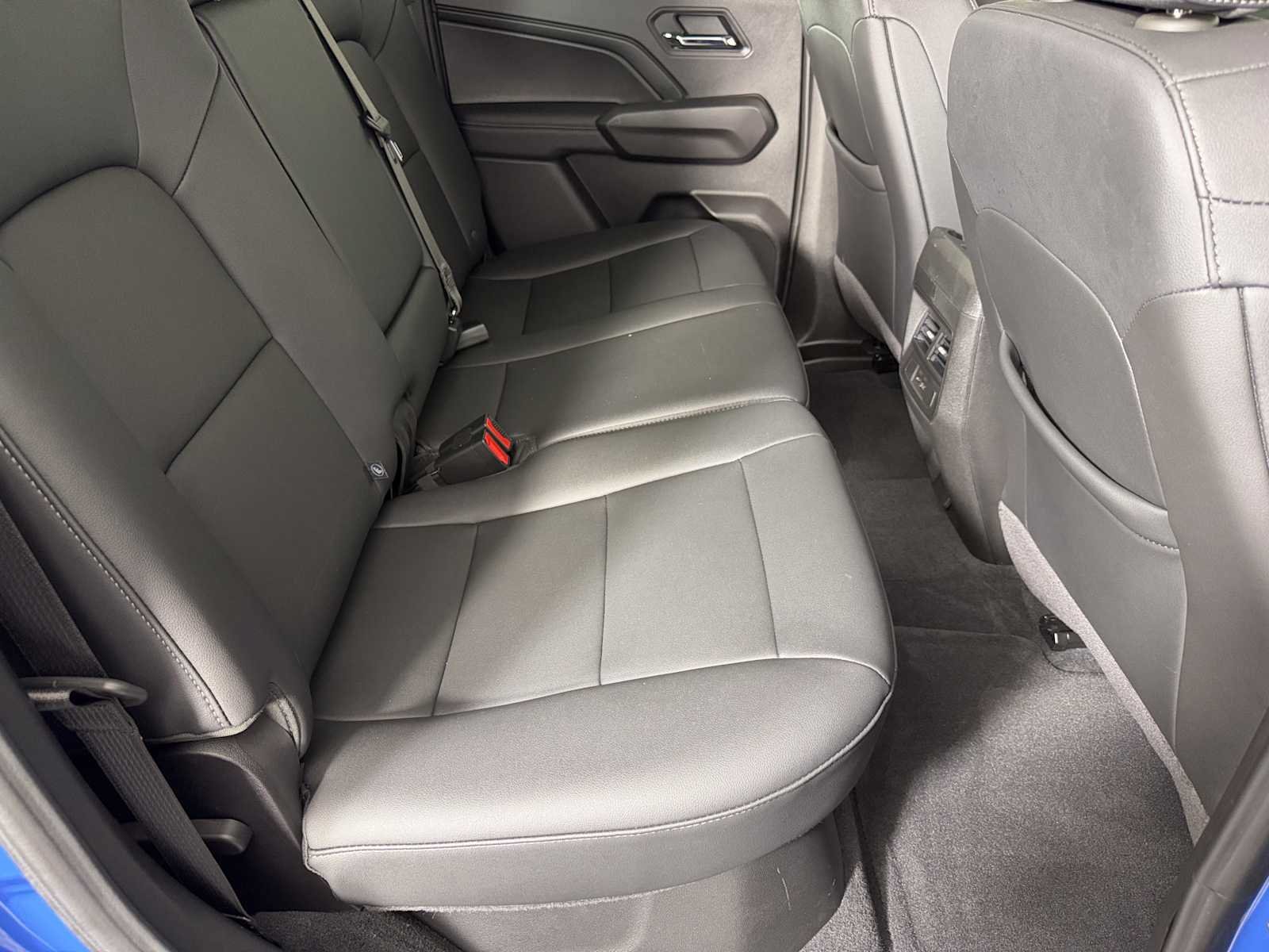 Certified 2025 GMC Canyon Elevation w/ Convenience Package AWD/4WD image 13