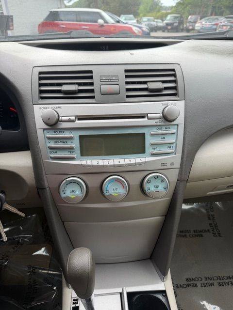 Used 2007 Toyota Camry LE FWD image 17