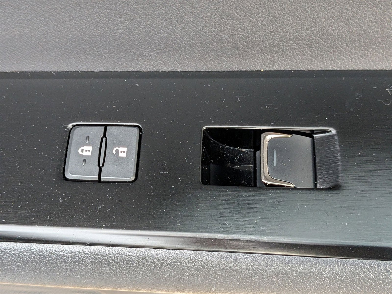 Used 2023 Lexus UX 250h F Sport image 37