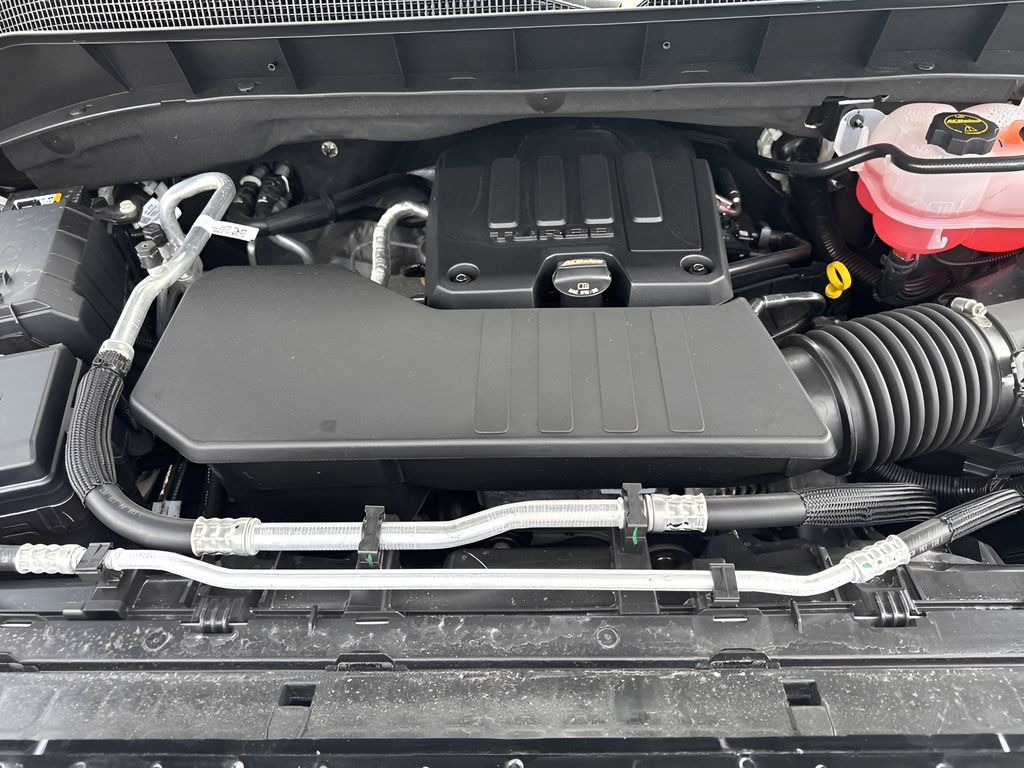 Used 2026 Chevrolet Silverado 1500 LT AWD/4WD image 31