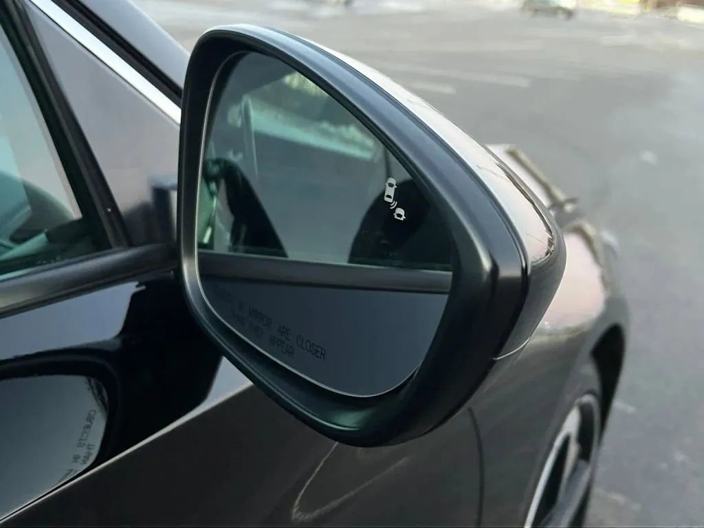 Used 2022 Honda Accord Sport image 32