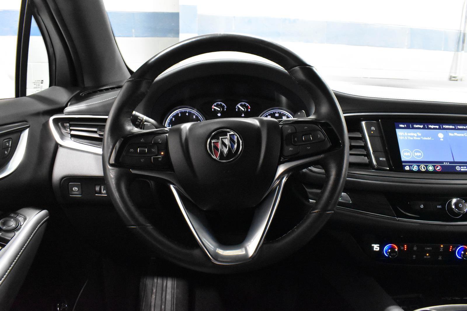 Used 2024 Buick Enclave Essence w/ Sport Touring Edition image 8