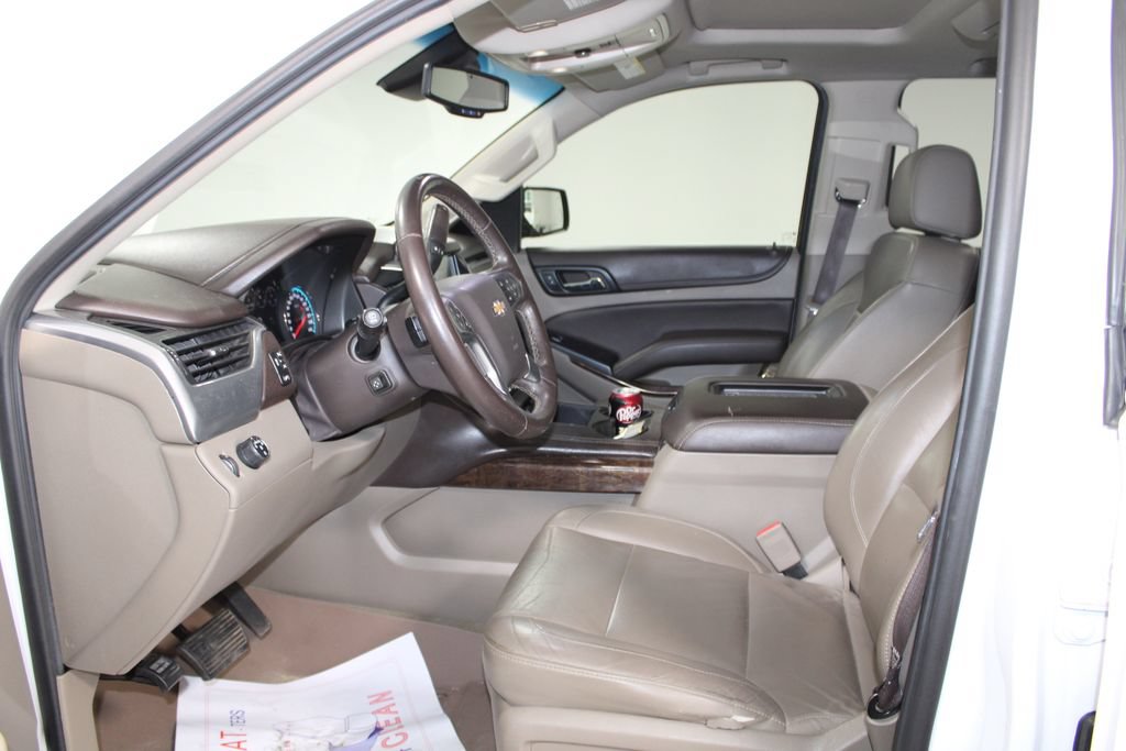 Used 2017 Chevrolet Tahoe LT w/ LT Signature Package RWD image 18