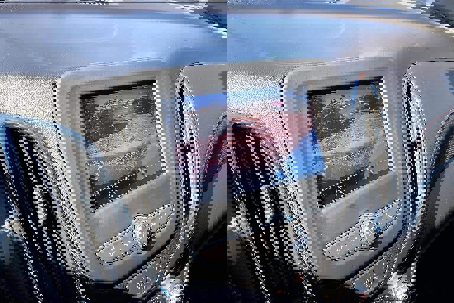 Used 2023 Chevrolet Equinox RS image 21