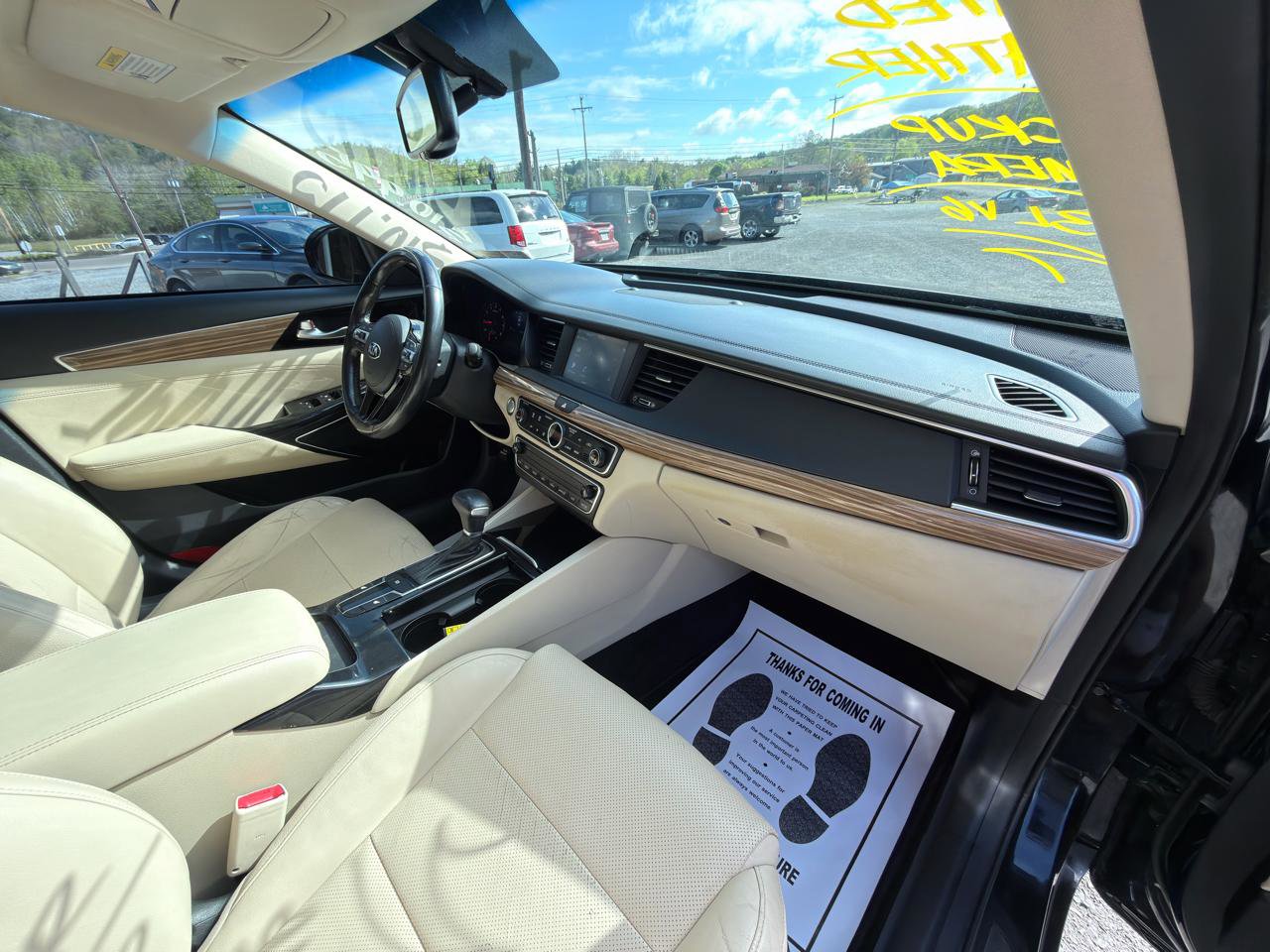 Used 2018 Kia Cadenza Premium FWD image 25