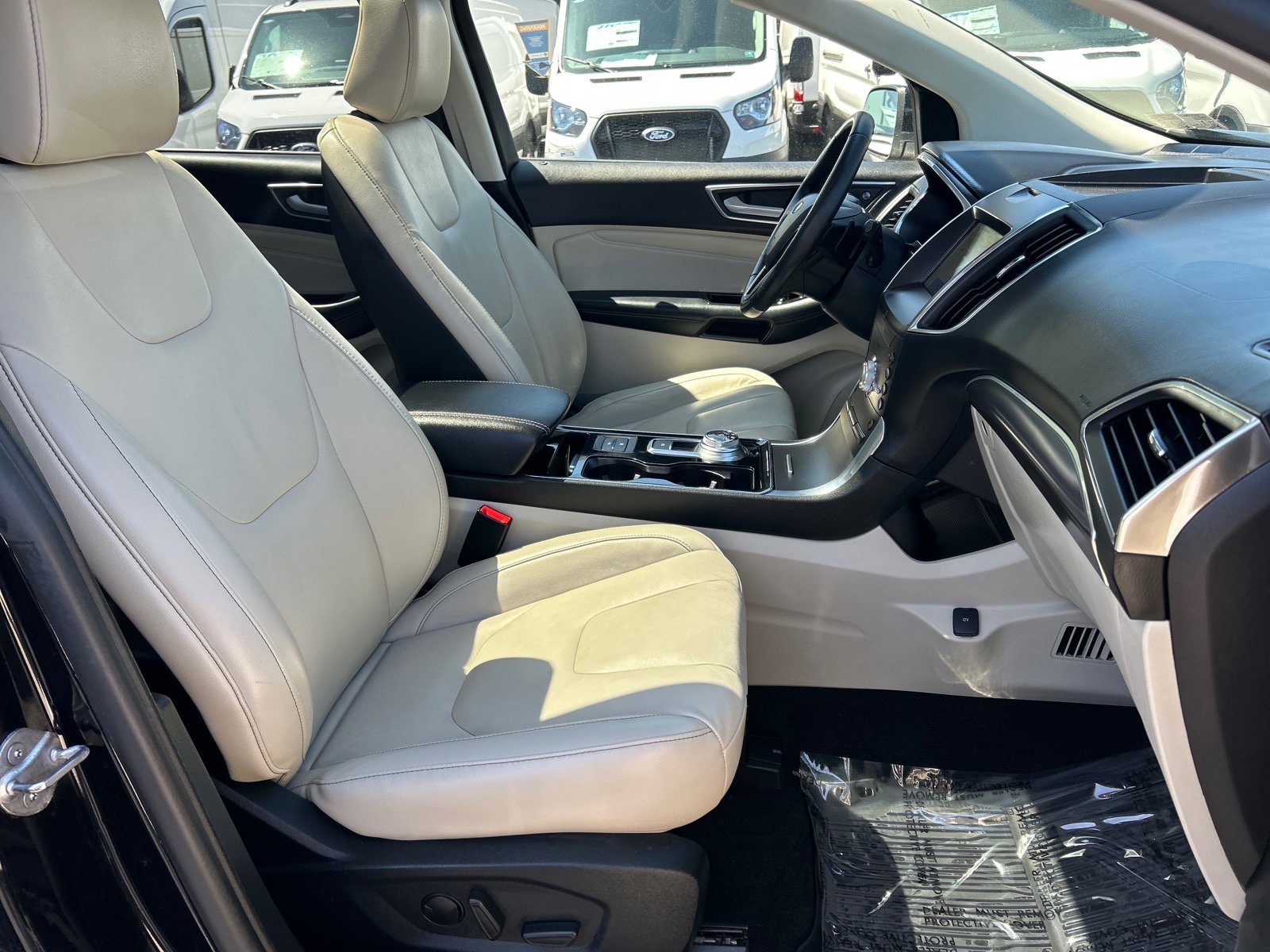 Certified 2020 Ford Edge Titanium w/ Class II Trailer Tow Package AWD/4WD image 20