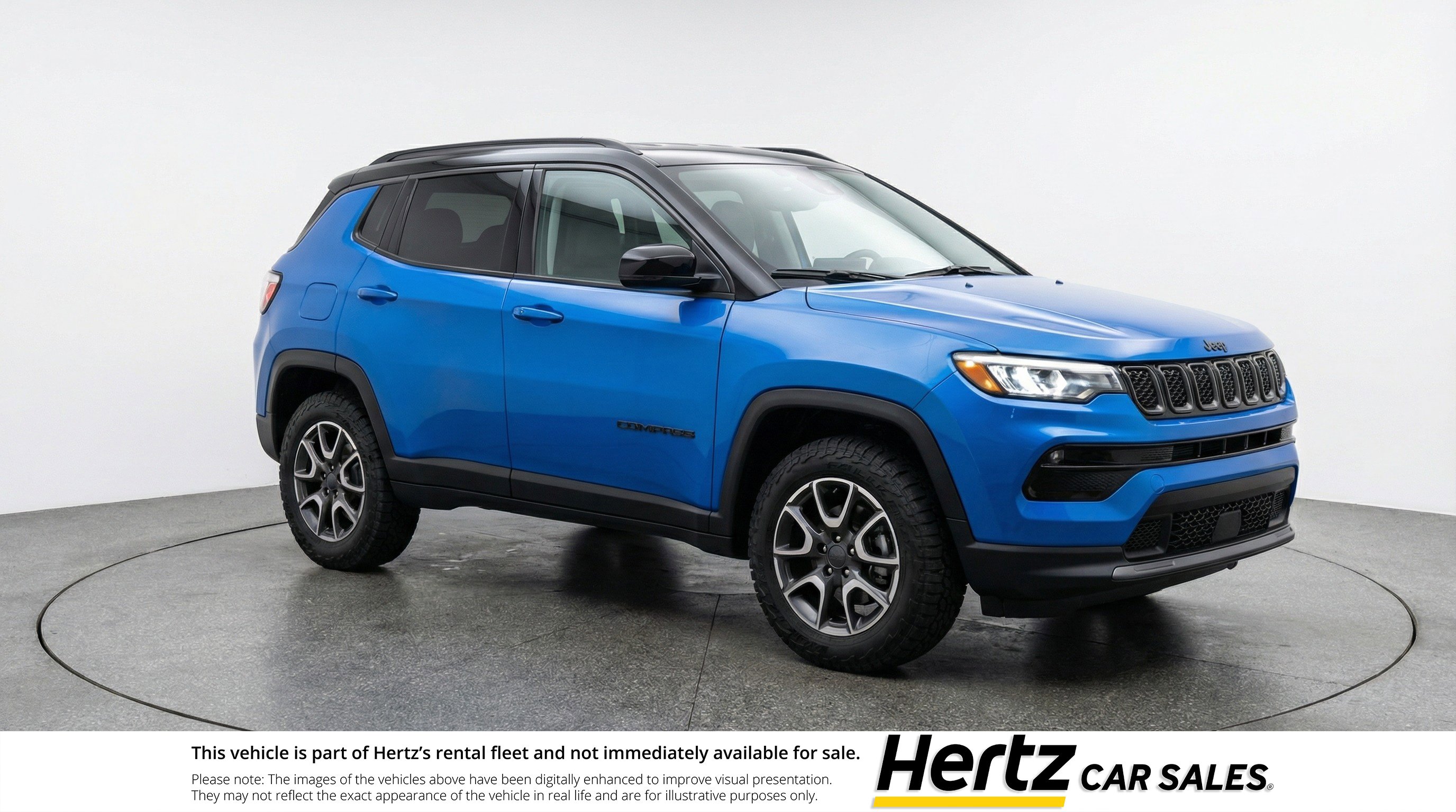 Used 2025 Jeep Compass Trailhawk video 1