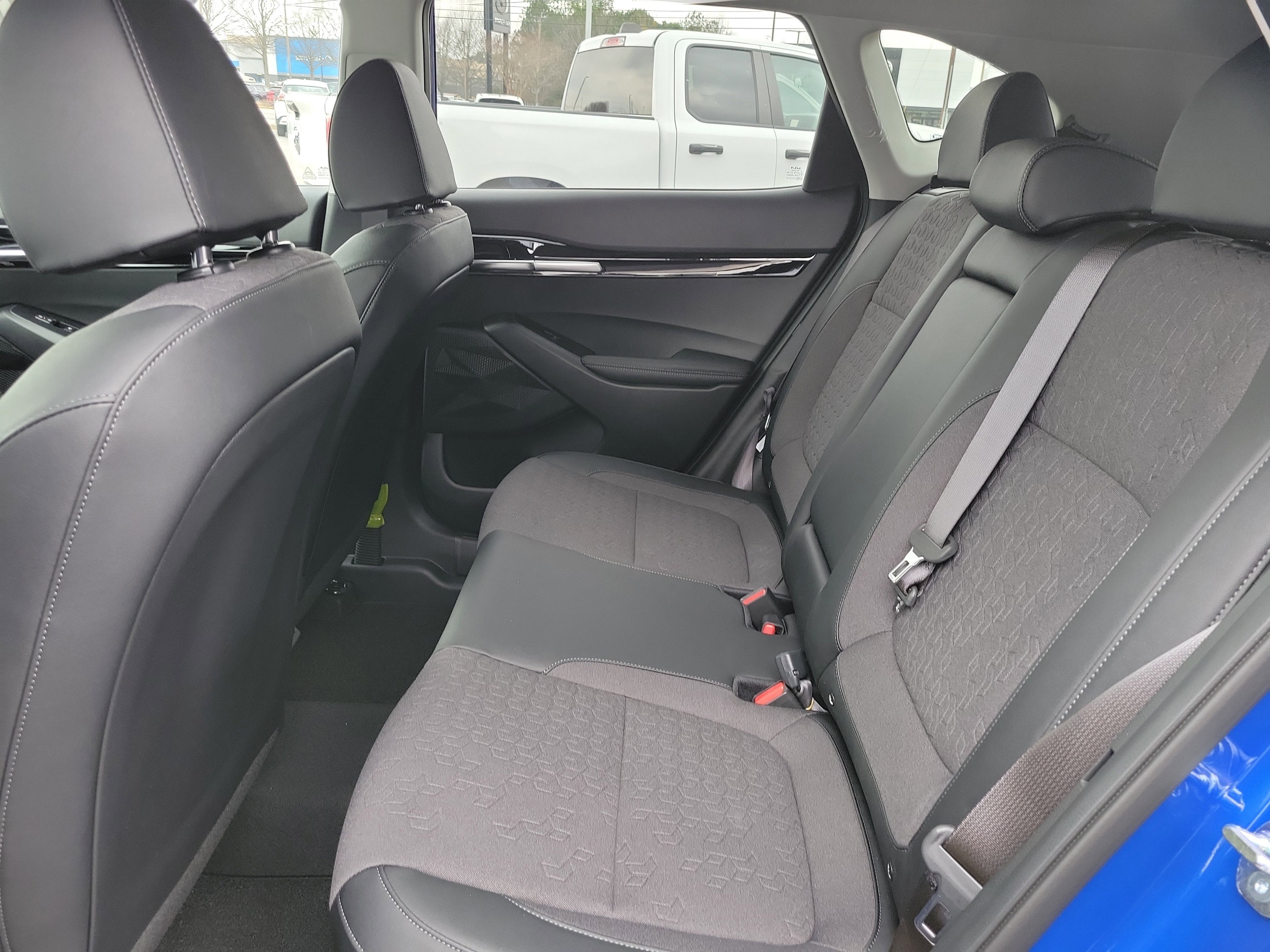 New 2026 Kia Seltos S FWD image 11
