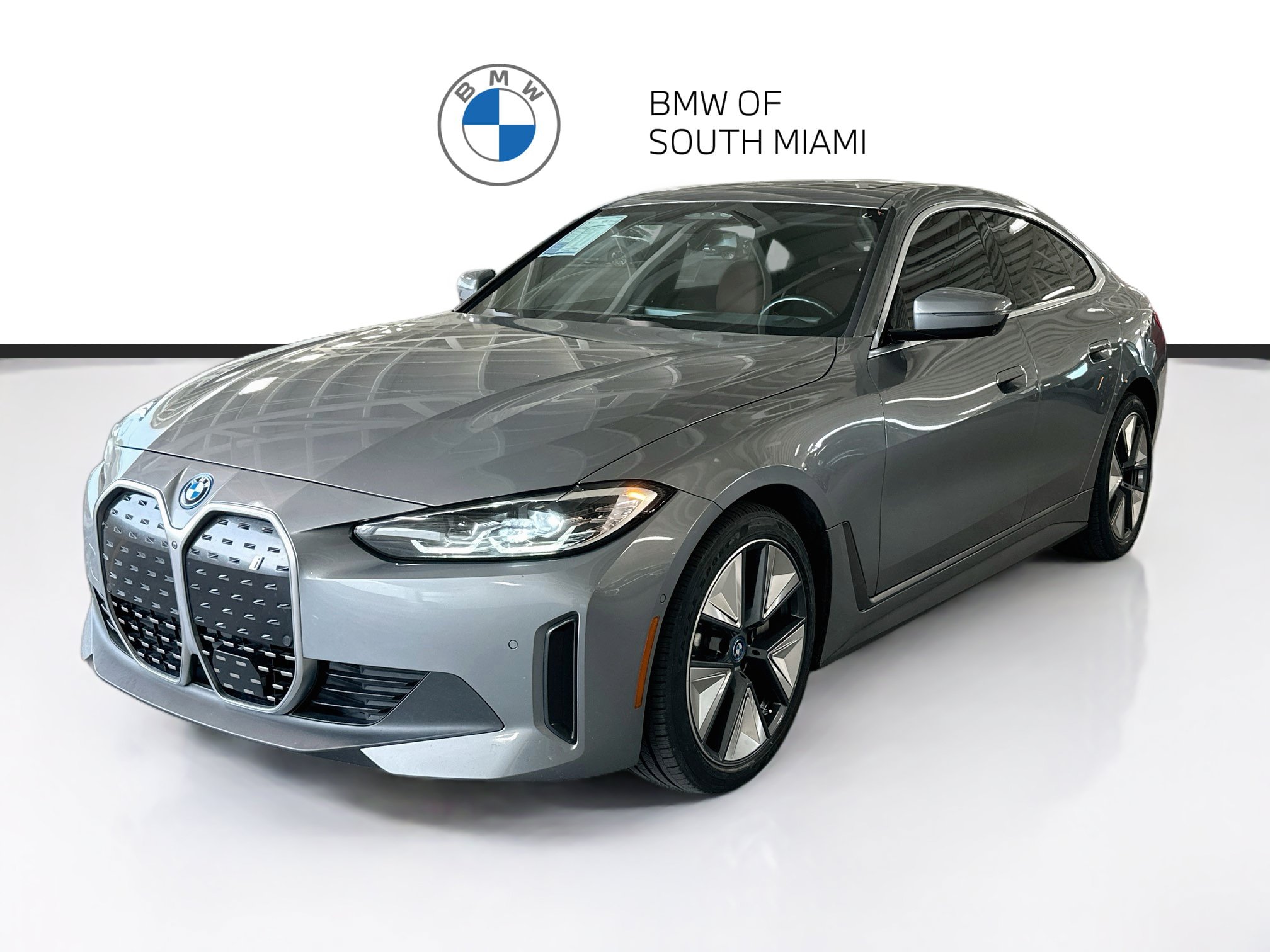 Certified 2023 BMW i4 eDrive40 RWD image 3