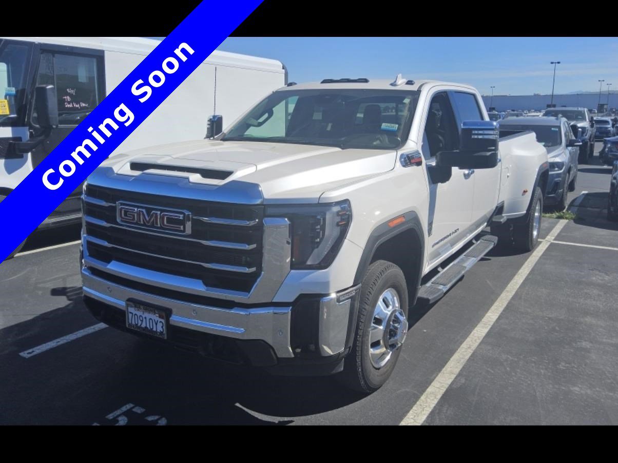 Used 2024 GMC Sierra 3500 SLT w/ SLT Premium Package RWD image 2