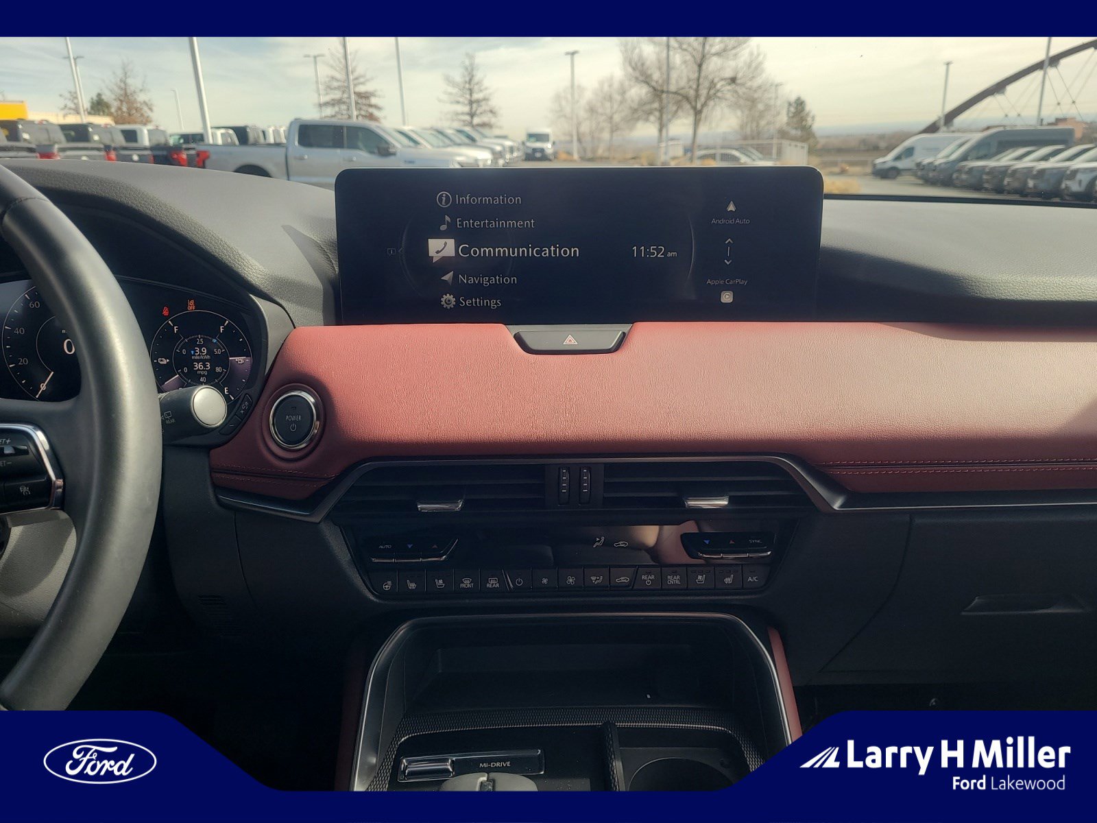 Used 2025 MAZDA CX-70 Plug-In Hybrid w/ Premium Plus image 12