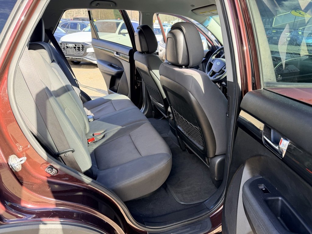 Used 2013 Kia Sorento LX w/ Convenience Pkg image 20