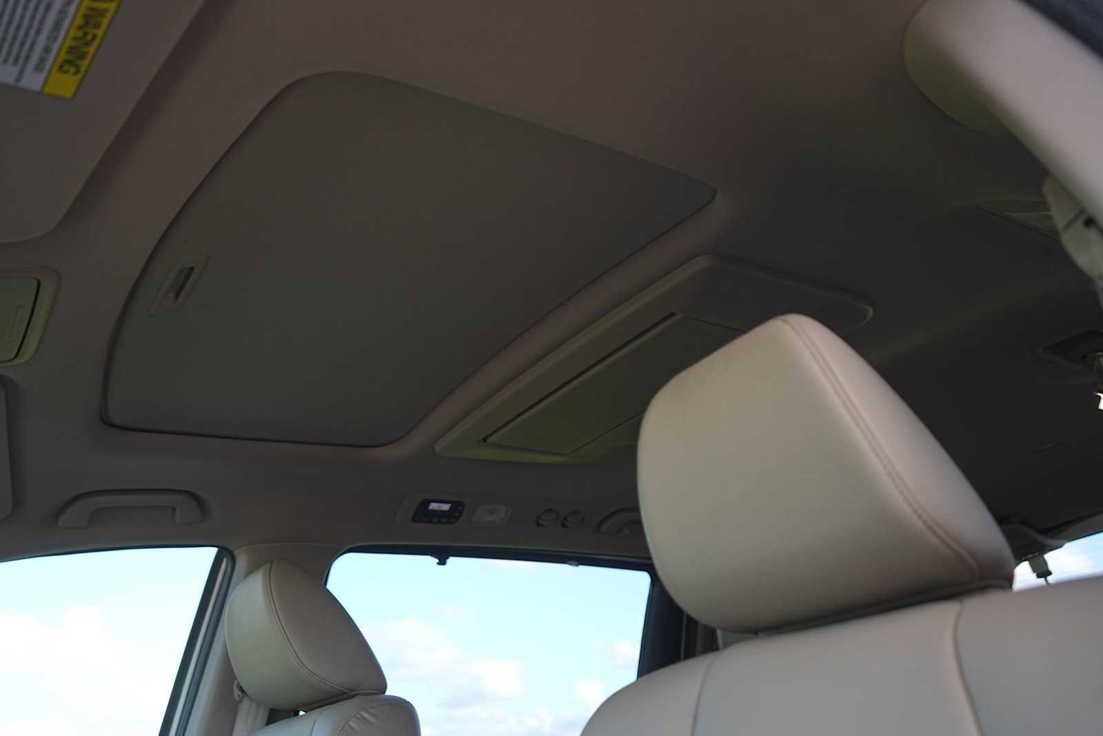 Used 2016 Honda Odyssey Touring image 25