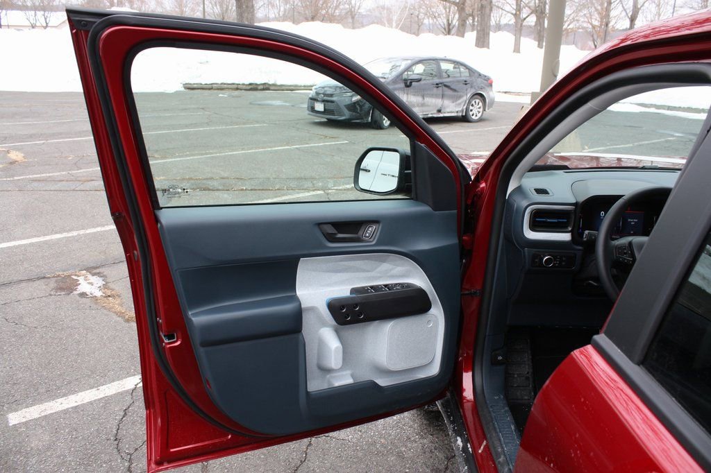 New 2026 Ford Maverick XLT w/ XLT Luxury Package image 7