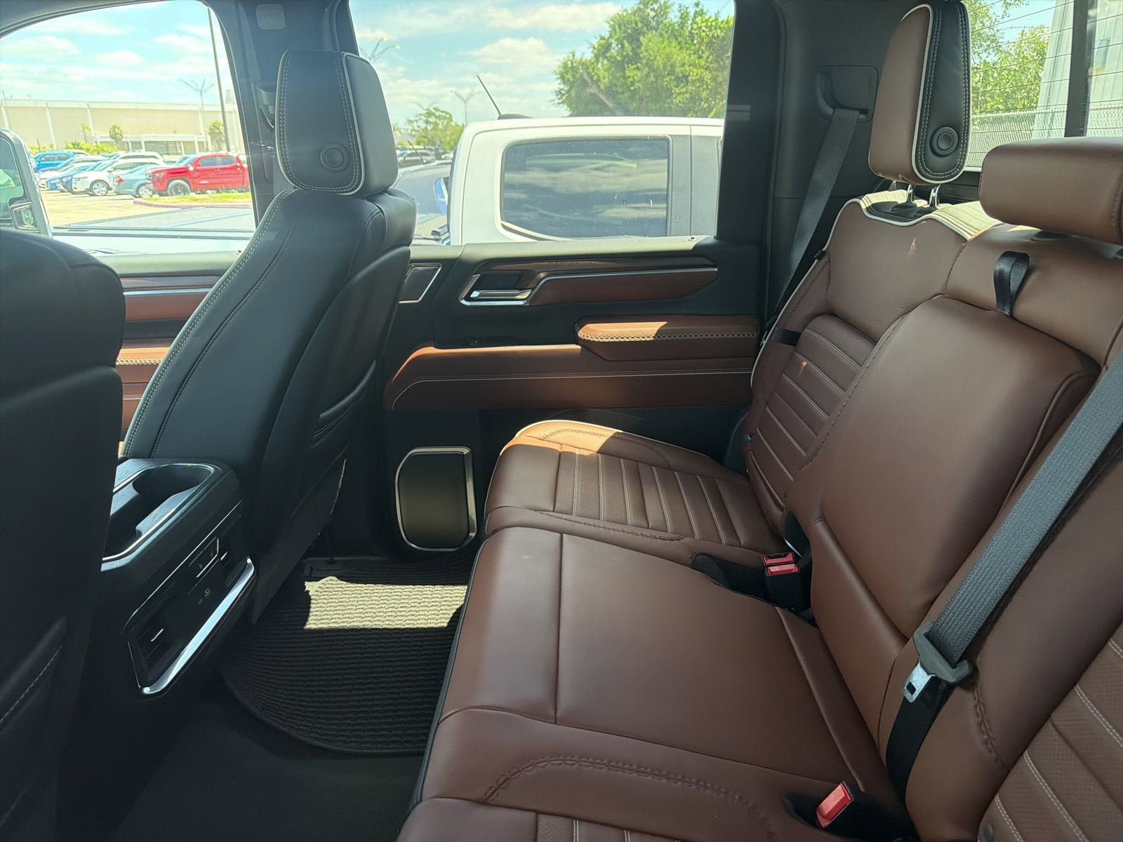 Used 2026 GMC Sierra 2500 Denali Ultimate AWD/4WD image 7